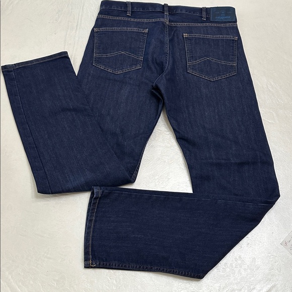 Patagonia 33x32 Slim Straight Jeans - Picture 8 of 12